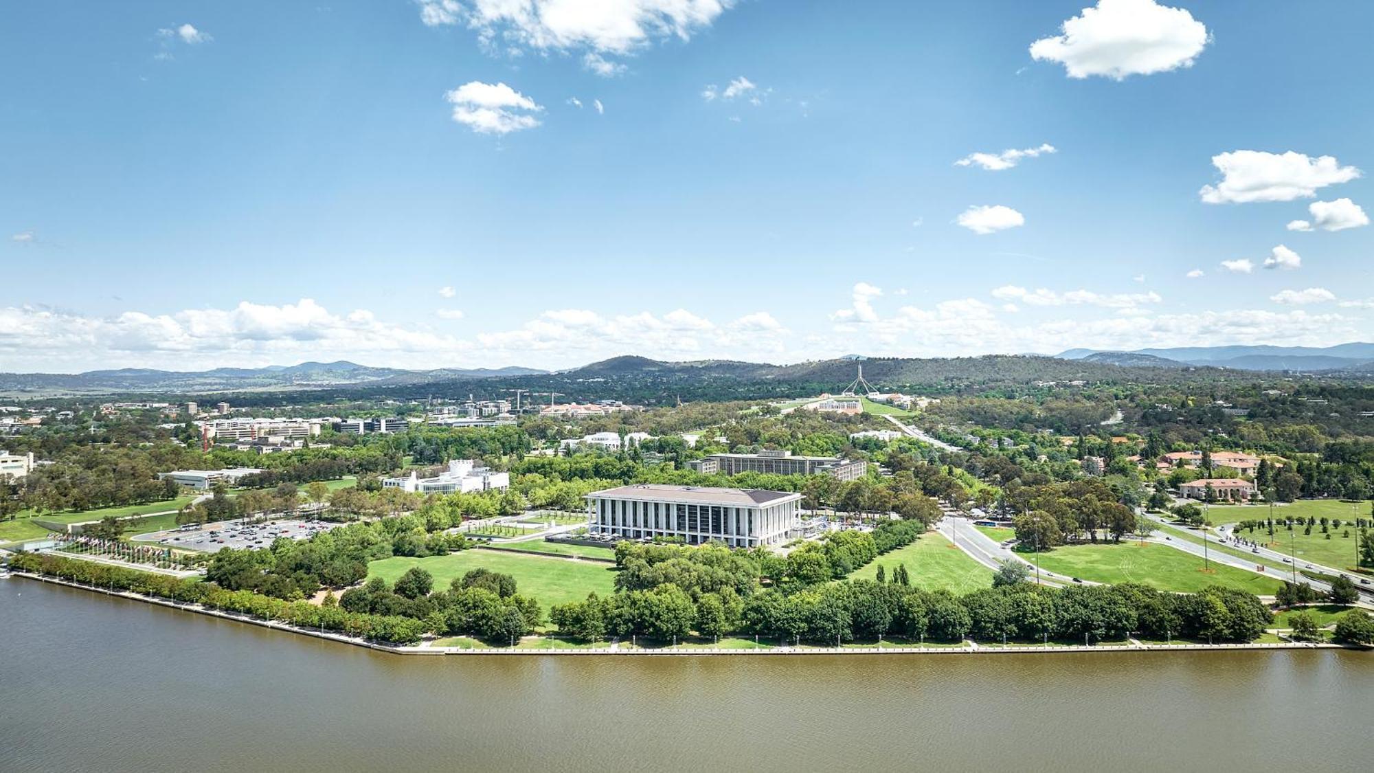 Meriton Suites Canberra Exterior foto