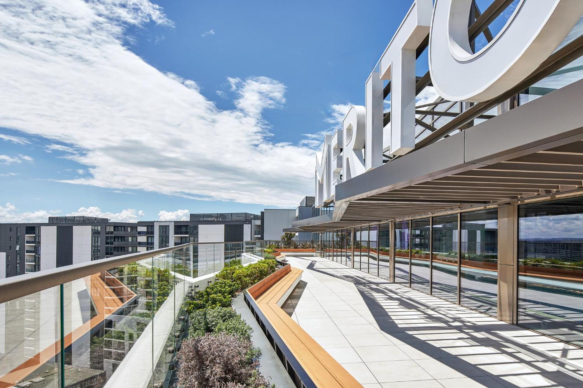 Meriton Suites Canberra Exterior foto