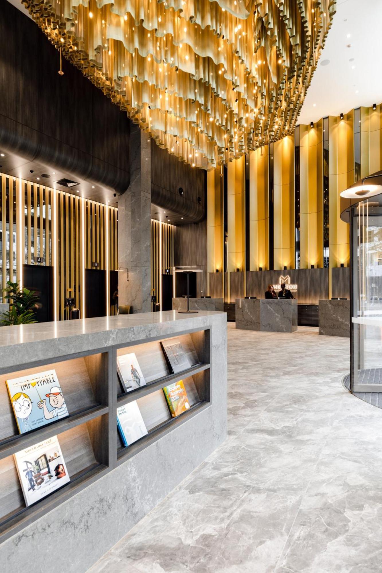 Meriton Suites Canberra Camberra Exterior foto The lobby of the hotel