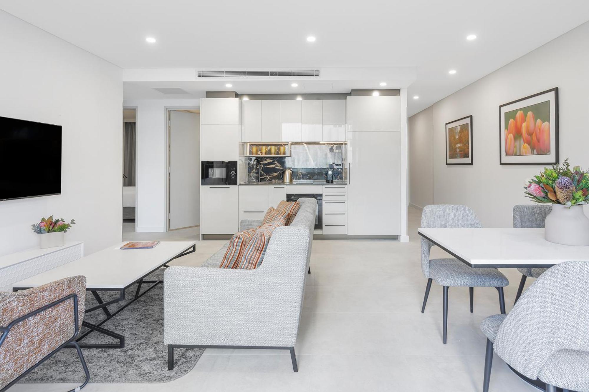 Meriton Suites Canberra Camberra Exterior foto A typical apartment interior